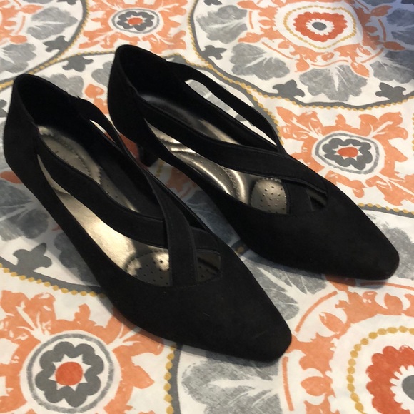 Abella Shoes - Abella Gilari Black 9 1/2 Heels